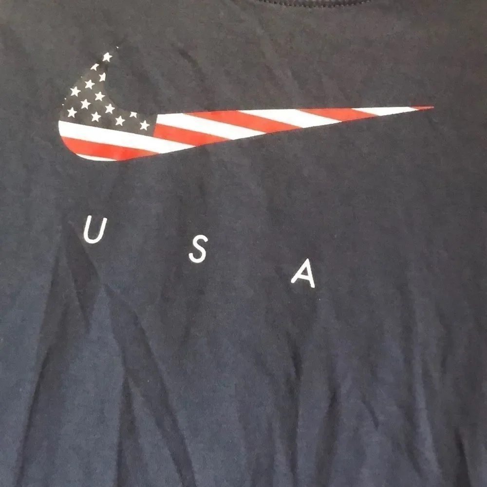 Nike America kids medium tee shirt